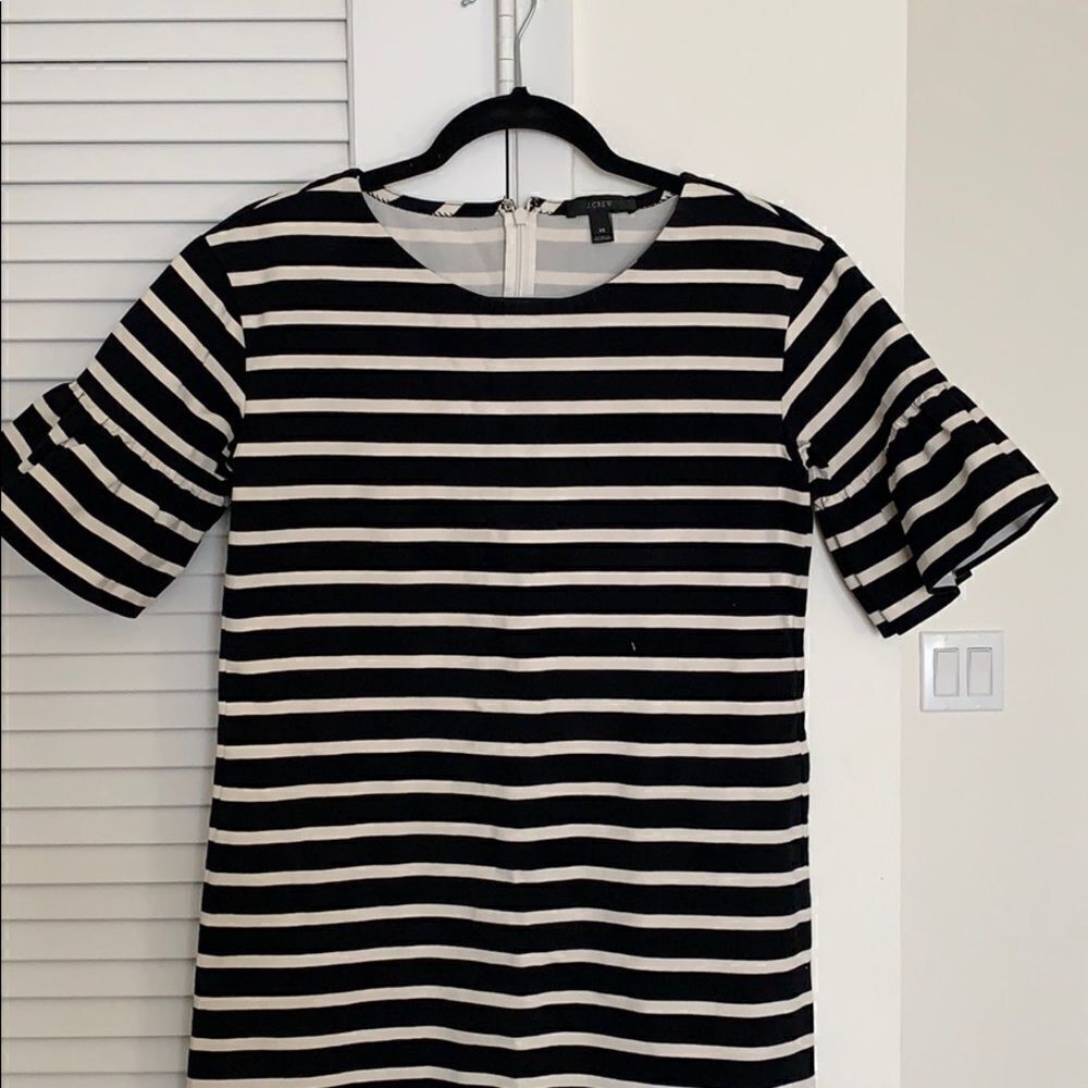 J.Crew  RUFFLED BELL-SLEEVE SHIFT DRESS IN STRIPE - Picture 4 of 5